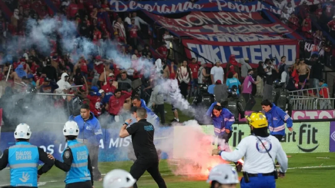 El fútbol secuestrado por los mismos violentos de siempre