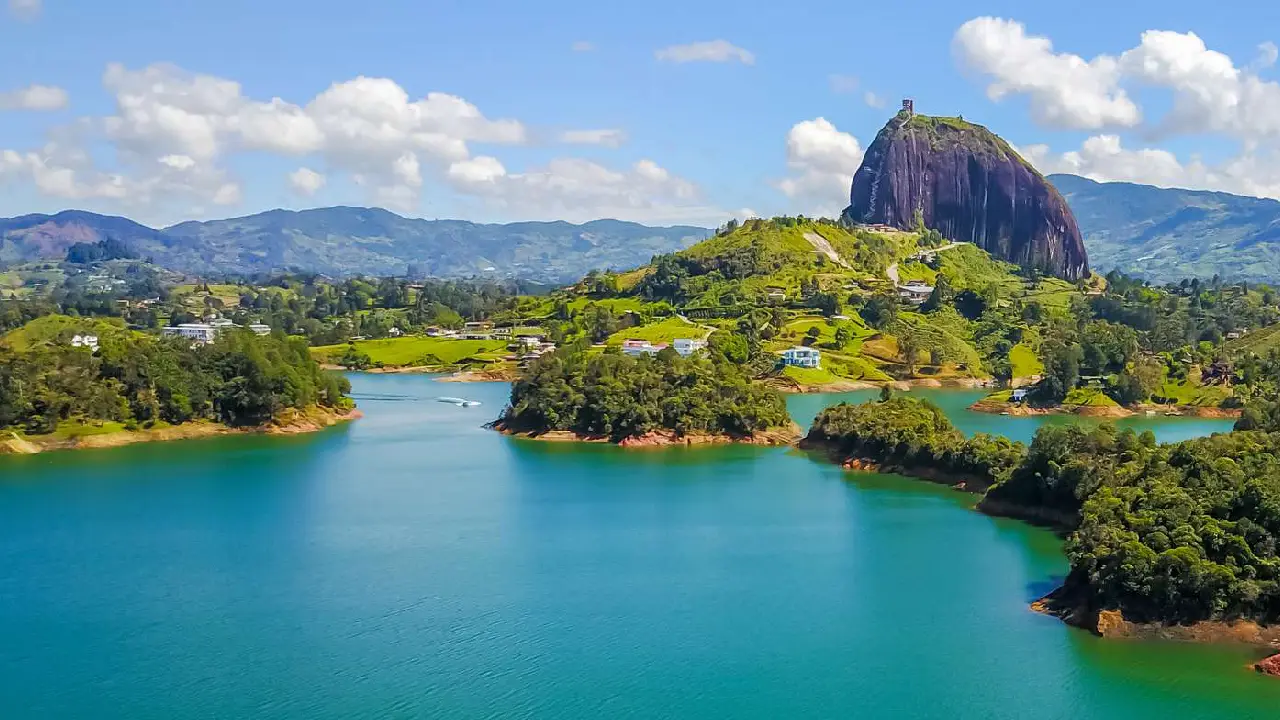 Turismo de bienestar en Colombia: destinos ideales para desconectarse del estrés 4 Turismo de bienestar en Colombia: destinos para desconectarse del estrés y reconectar con la naturaleza