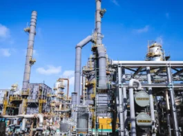 Reficar pierde tutela contra el cobro de IVA: preocupaciones por suministro de combustibles