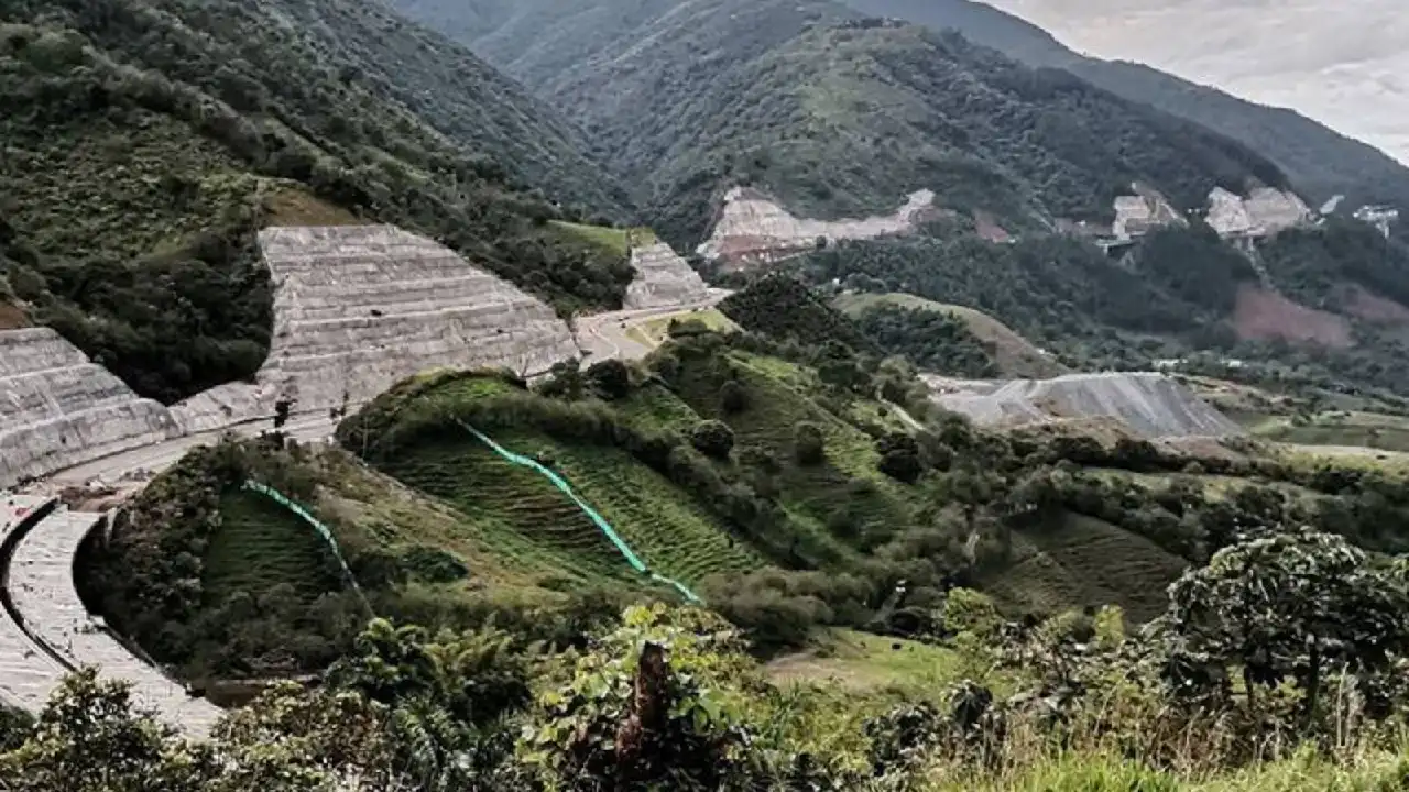 Reabren de forma permanente la vía en Sinifaná en plena temporada decembrina 1 Reabren de forma permanente la vía en Sinifaná en plena temporada decembrina