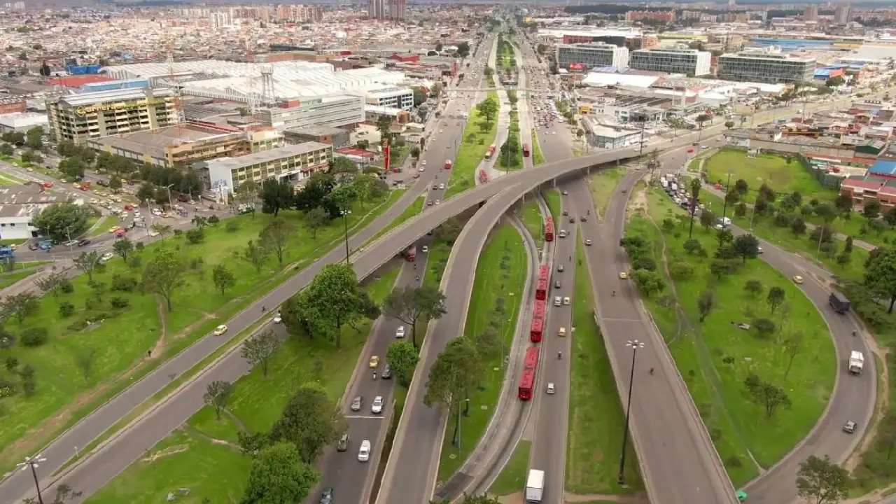 Así se financiará la troncal de la calle 13, uno de los corredores más estratégicos de Bogotá 1 Troncal de la calle 13: financiación garantizada impulsa obra clave para la movilidad de Bogotá