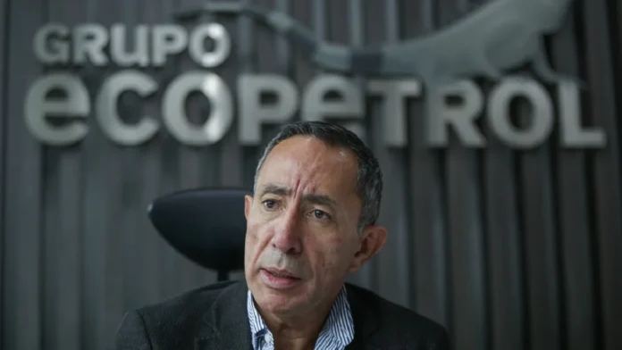 Alza en tarifas de Ecuador lleva a Ecopetrol a considerar salida del crudo por Coveñas