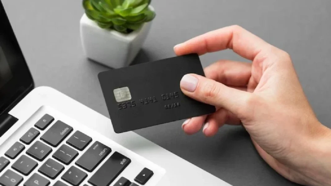 Gobierno publica decreto para eliminar retención del 1,5% en pagos con tarjetas
