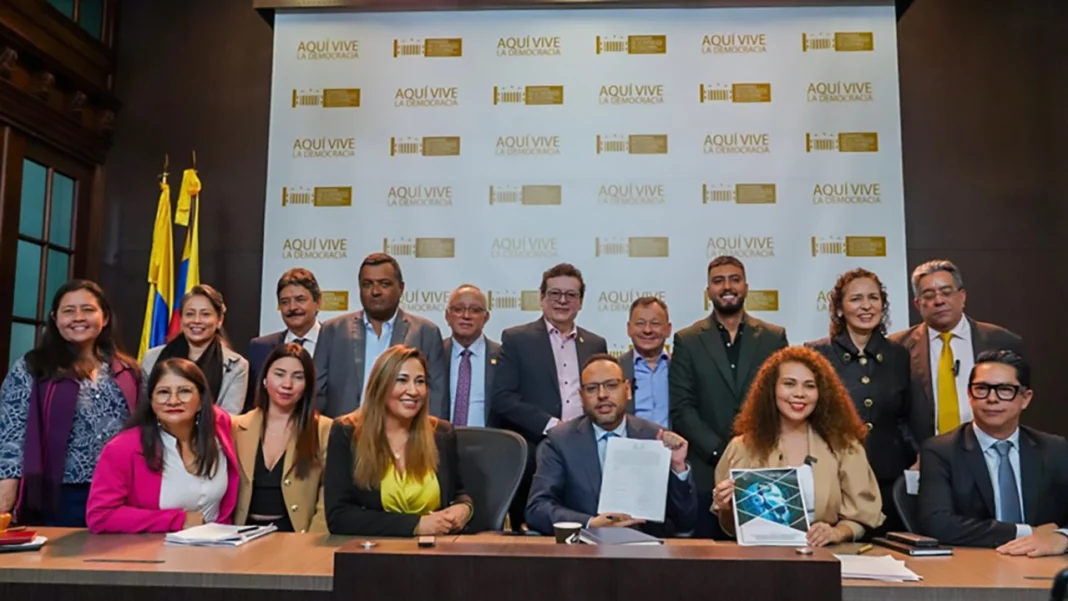 La ministra Yesenia Olaya pidió avanzar en el proyecto de Ley de Inteligencia Artificial en Colombia, una iniciativa urgente que busca regular su desarrollo ético.