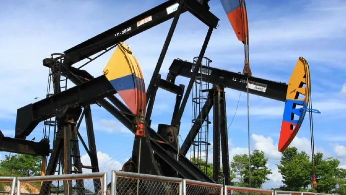 Producción petrolera volvió a retroceder y cerró noviembre en 746.402 barriles por día Producción petrolera volvió a retroceder y cerró noviembre en 746.402 barriles por día