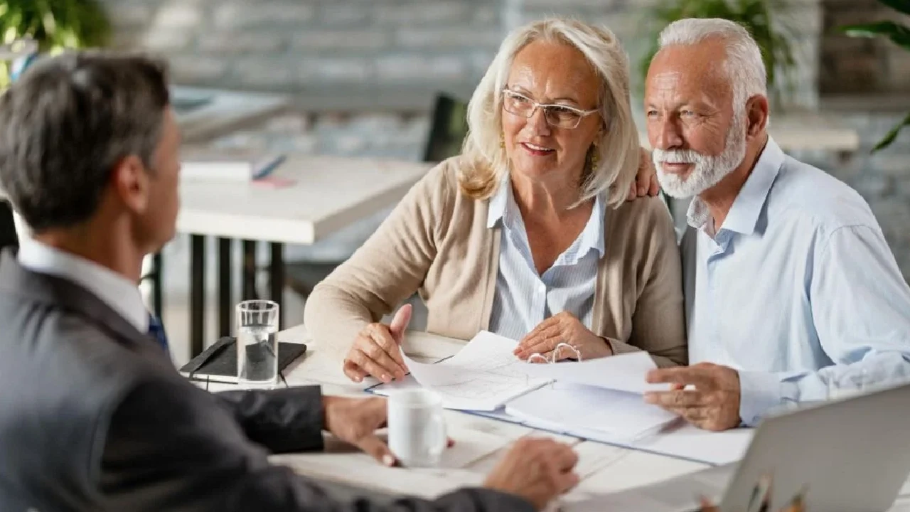 Aumento de pensiones en Colombia 2026: quiénes recibieron el mayor aumento y por qué