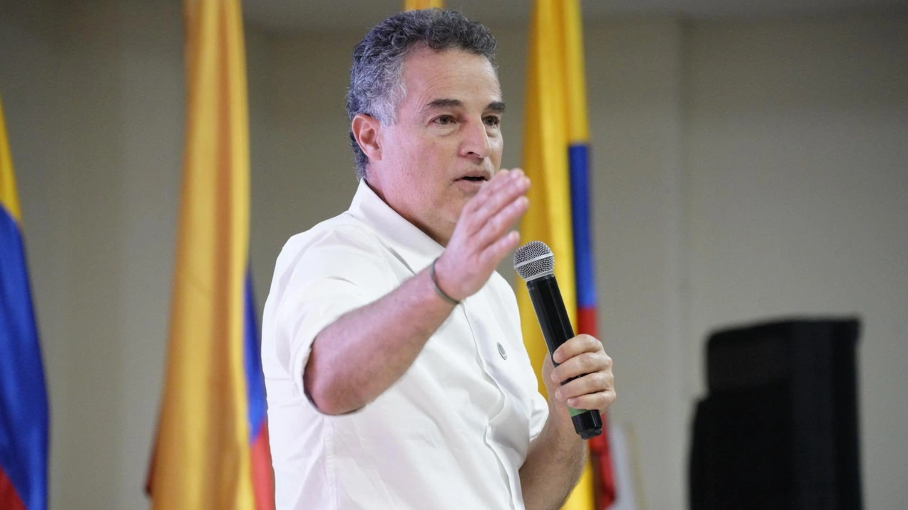 ¿Quién es Aníbal Gaviria?