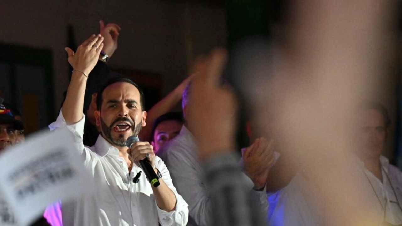 Abelardo de la Espriella plantea bloque anticorrupción y reducción del Estado