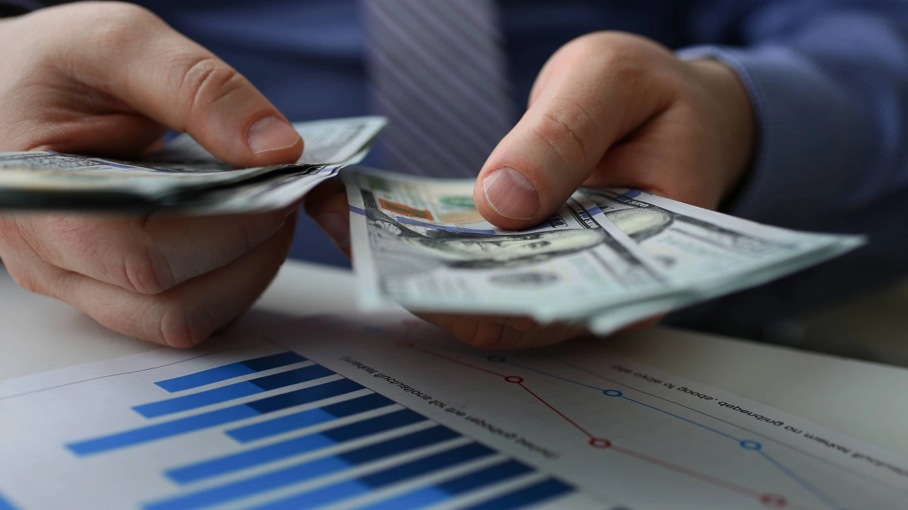 Ranking del salario mínimo en Suramérica: brechas y contrastes a diciembre de 2025