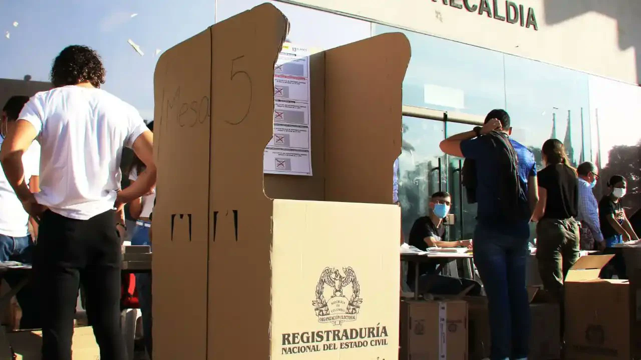 ¿De cuánto es la multa por no presentarse como jurado de votación en 2026?