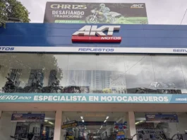 La moto más vendida de Colombia en 2025 fue la AKT 125 NKD, tras superar 82.000 matrículas en un mercado histórico.