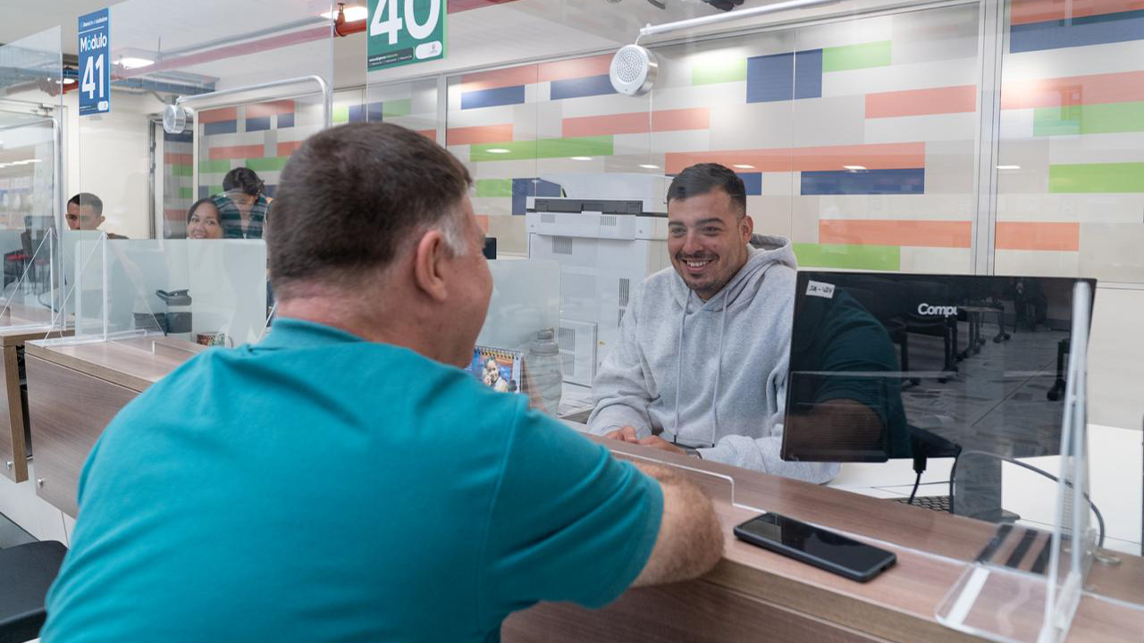 Traslado del Centro de Atención al Contribuyente en Cali: nueva sede y cómo hacer sus trámites