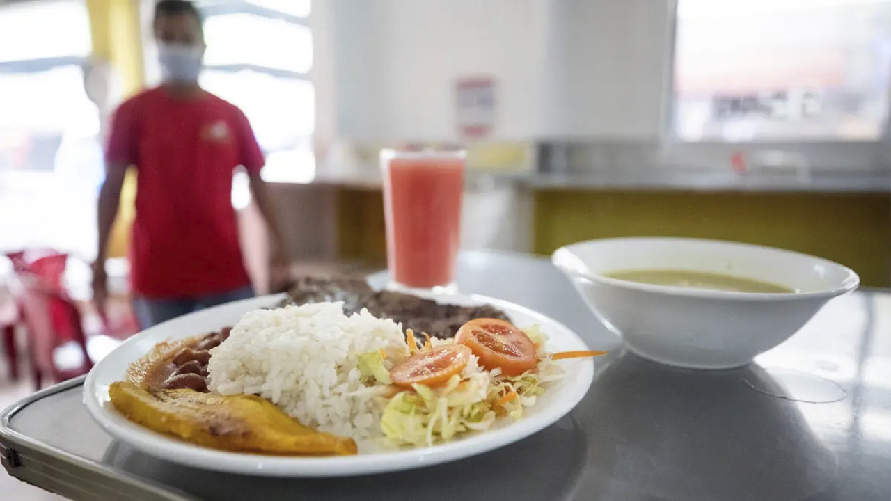 El corrientazo vuelve a subir y presiona el costo de vida en Colombia