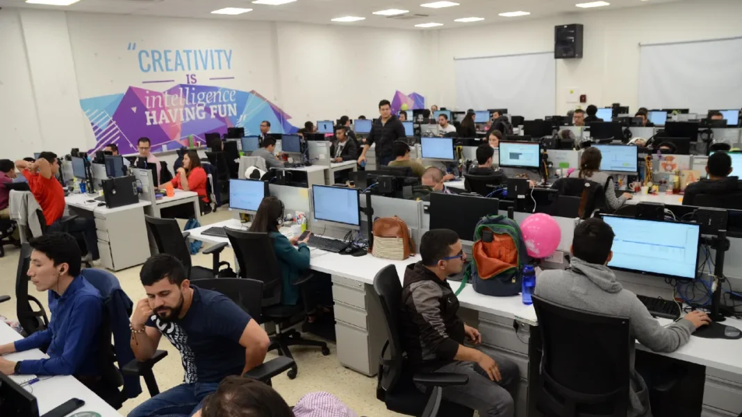 Empresas caleñas podrán recibir kits de IA sin costo: así pueden postularse