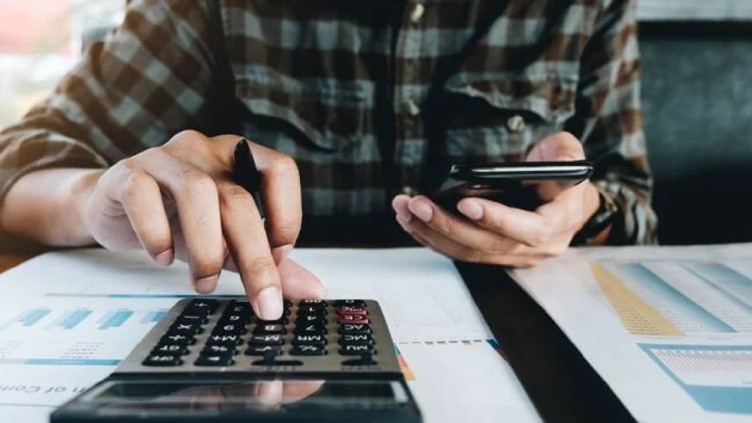 La economía antioqueña avanzó 2,8% en 2025 y se ubicó por encima del indicador nacional