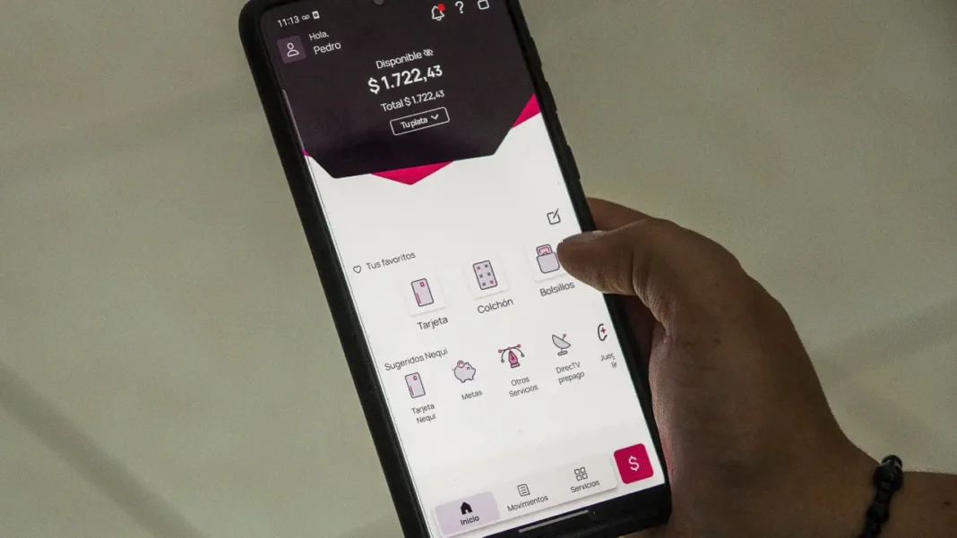 Usuarios de Nequi reportan fallas para ingresar a la app este 3 de febrero; la plataforma confirmó intermitencias, aunque pagos con tarjeta siguen operando.