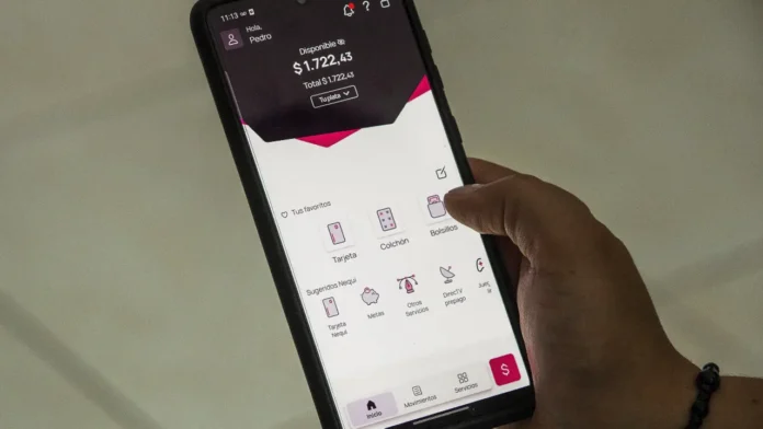 Usuarios de Nequi reportan fallas para ingresar a la app este 3 de febrero; la plataforma confirmó intermitencias, aunque pagos con tarjeta siguen operando.