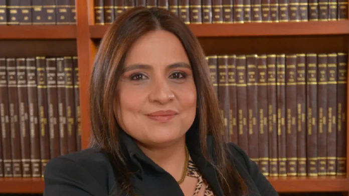 Corte Constitucional elige a Paola Andrea Meneses como presidenta para 2026