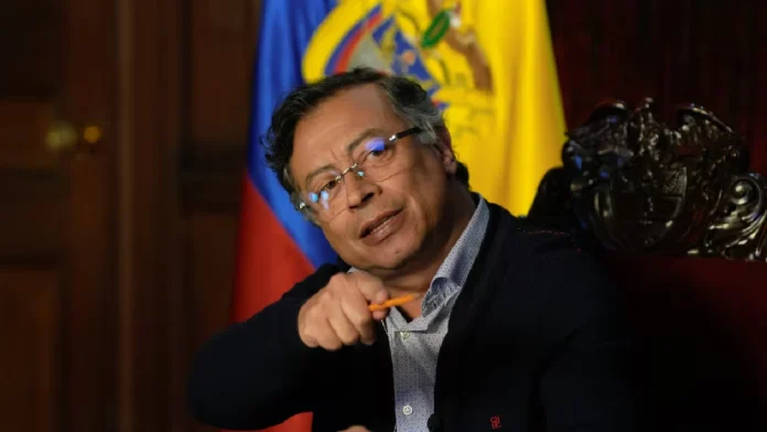 Gustavo Petro habla de salario mínimo hoy