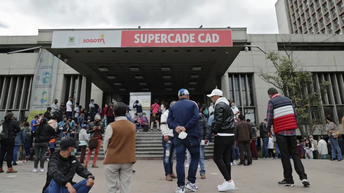 Los contribuyentes de Bogotá ya pueden consultar las fechas para pagar impuesto predial y vehicular en Bogotá 2026, con descuentos del 10 % y opción de cuotas sin intereses. Los contribuyentes de Bogotá ya pueden consultar las fechas para pagar impuesto predial y vehicular en Bogotá 2026, con descuentos del 10 % y opción de cuotas sin intereses.