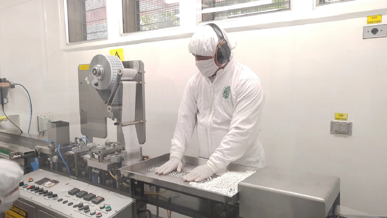 Universidad de Antioquia liderará proyecto para fabricar medicamentos básicos 
