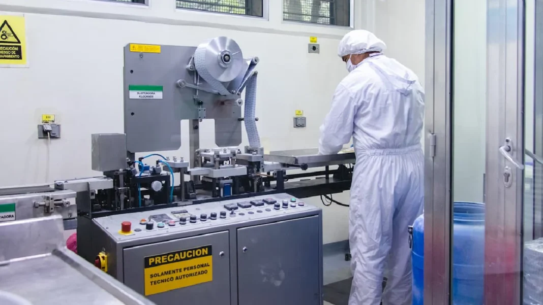 Universidad de Antioquia liderará proyecto para fabricar medicamentos básicos