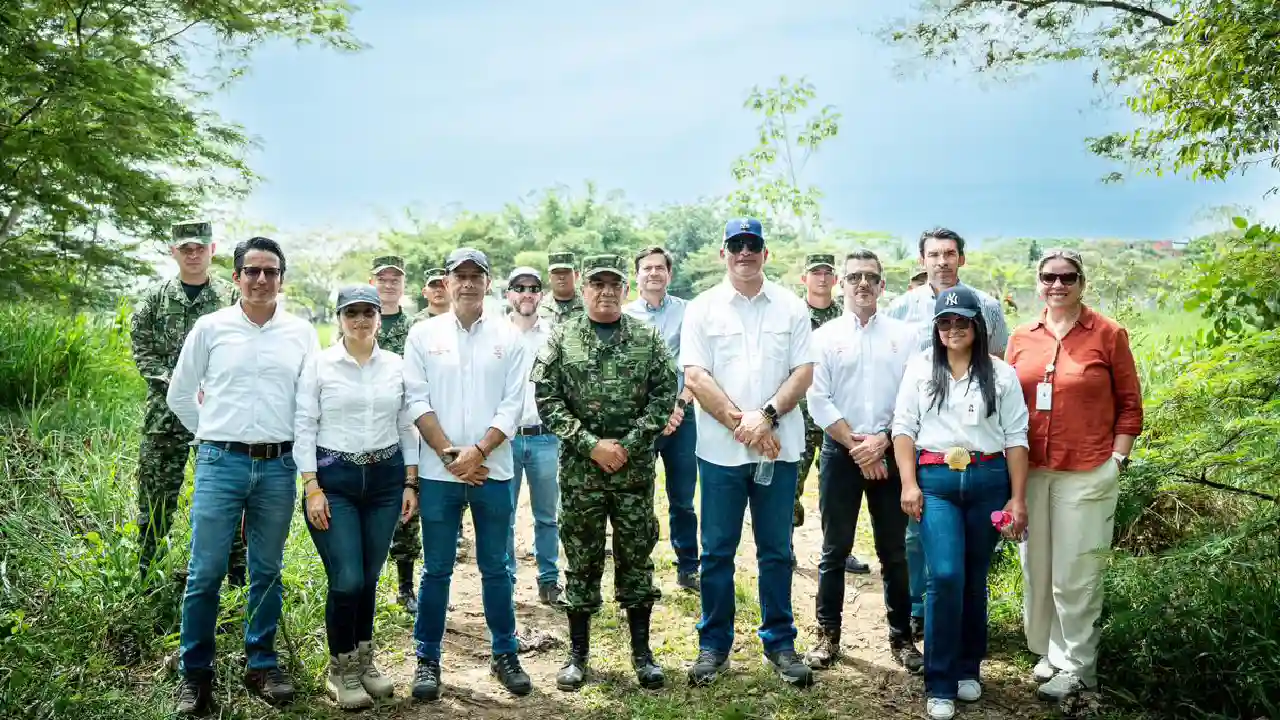 Autoridades visitaron proyecto ferroviario Villavicencio - Puerto Gaitán