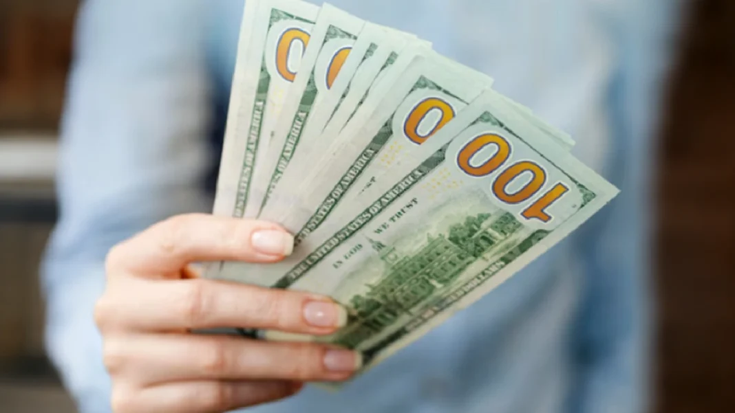 ¿Precio del dólar en Colombia a $2.700 es posible? Depende del 8 de marzo