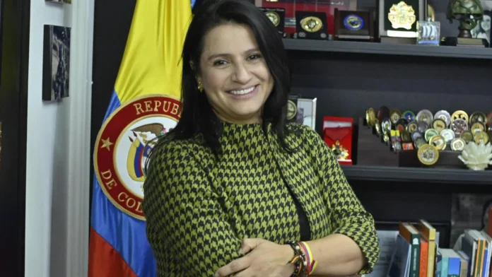 ¿Se cumplió el ciclo de Paola Holguín en el Centro Democrático?