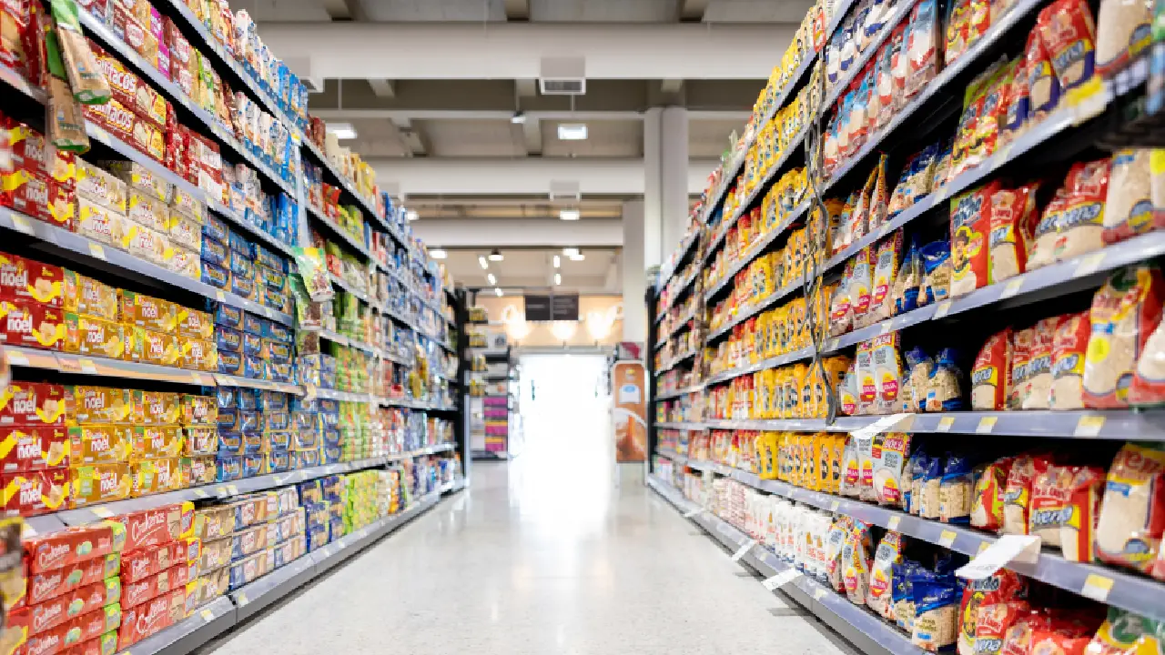 Estos son los horarios del D1, Tiendas Ara, Oxxo y más supermercados en Semana Santa 2026 2 Horarios de supermercados en Colombia durante Semana Santa 2026: lo que debe saber