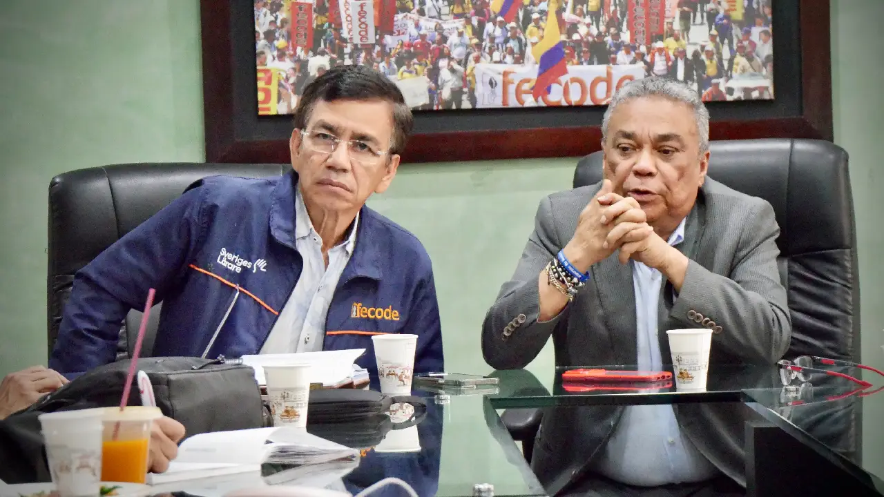 Fecode convoca paro nacional de maestros este 15 de abril