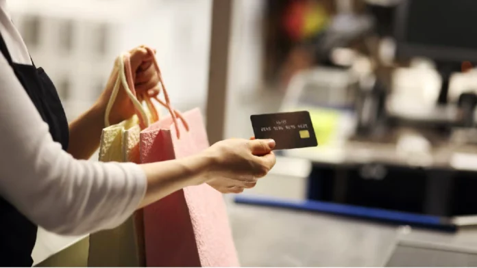 Superfinanciera confirma que las tarjetas de crédito serán más caras en abril