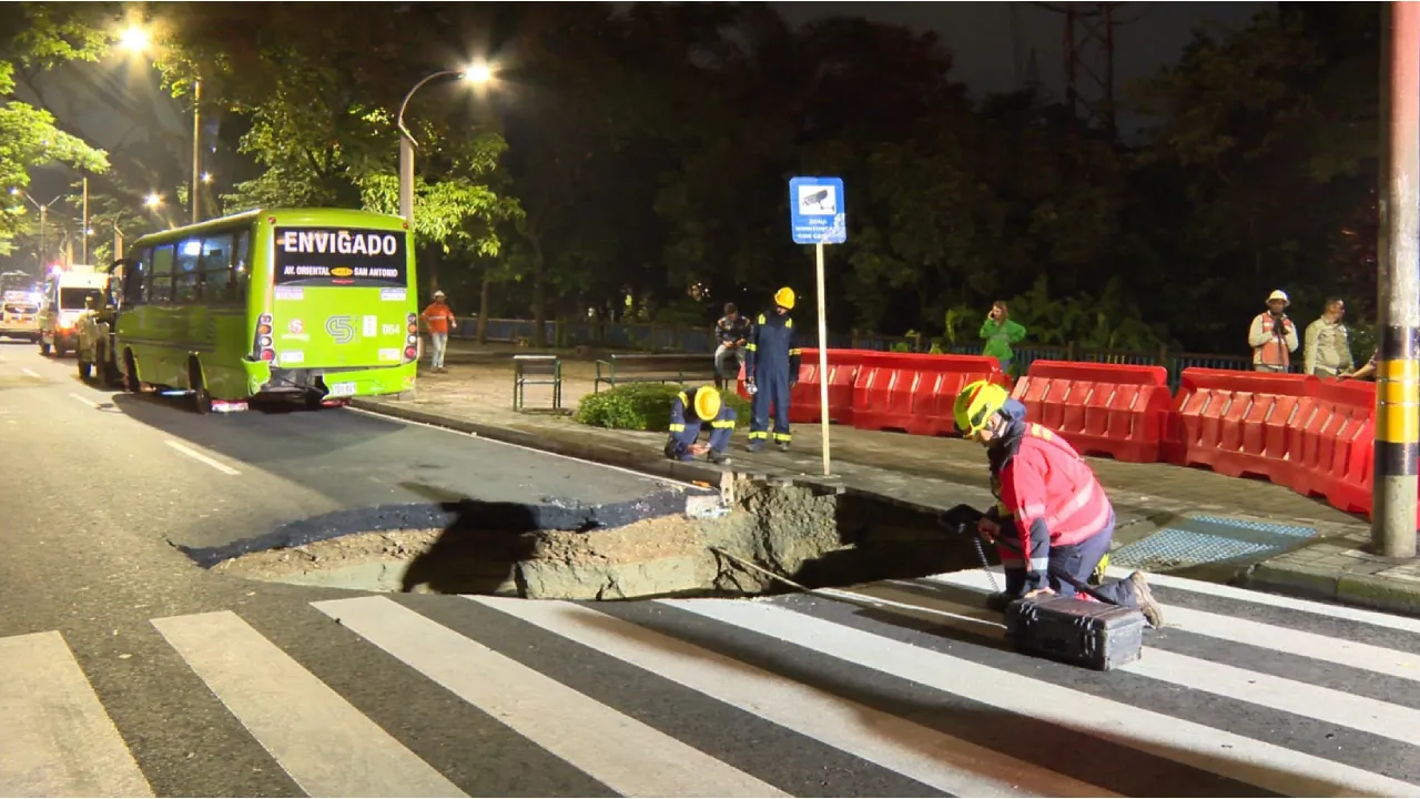 Socavación en El Poblado: ¿cuánto tardarán las obras y cuándo reabrirán la vía?