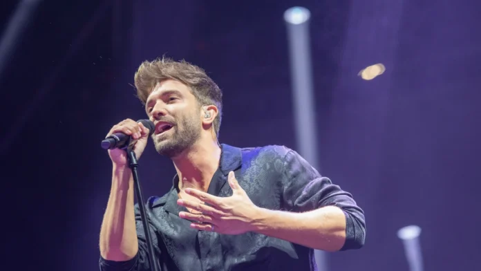 La reinvención de Pablo Alborán brilla en su reencuentro con el público bogotano