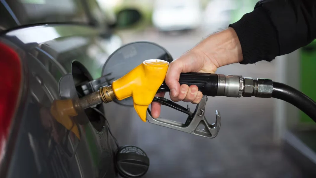 Precio del petróleo dispara el precio de la gasolina en Colombia