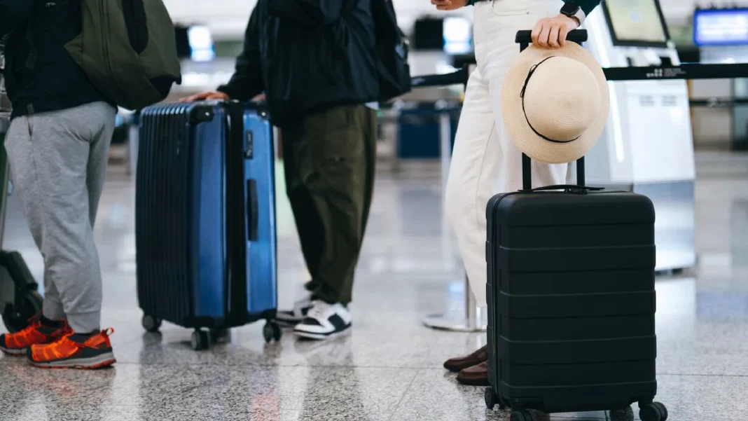 ¿Cuándo habrá más flujo? Aerocivil identifica los tres días críticos para viajar este puente festivo