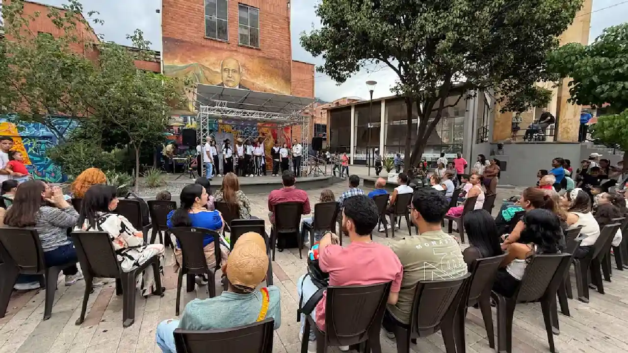 Concursos de ortografía, presentación de libros y más en la Semana del Idioma en Bello