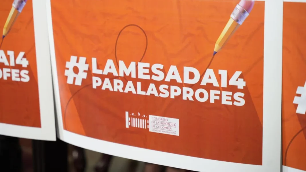 Mesada 14 para profesores: ¿qué se sabe de su regreso?