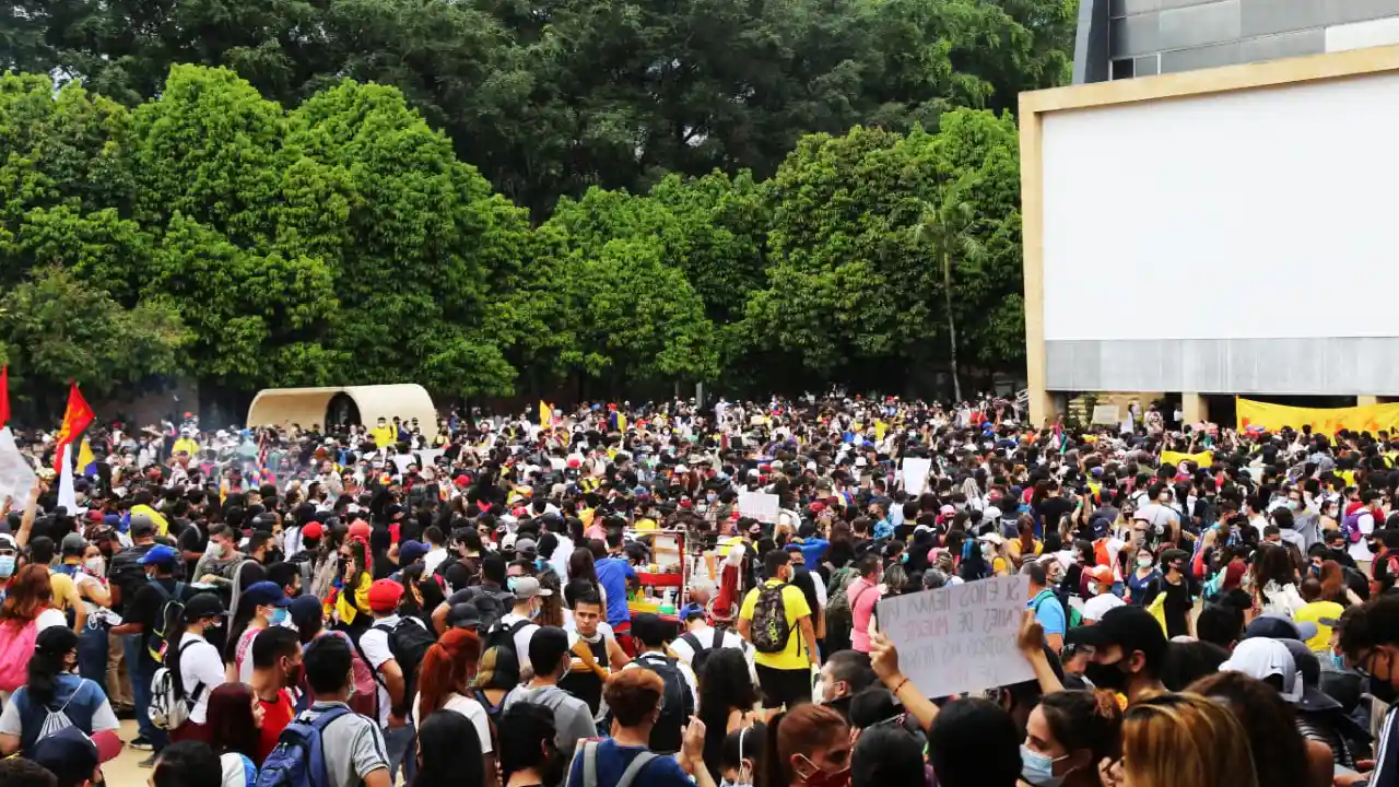 Petro encabezará marchas del 1 de mayo en Medellín: Rutas y agenda de la jornada