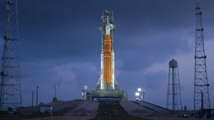 NASA prepara el lanzamiento de Artemis II: astronautas rumbo a la Luna después de 50 años