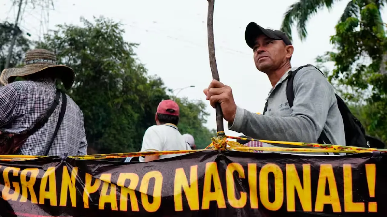 Se levantan los bloqueos y el paro de campesinos en Santander tras acuerdo entre el Igac