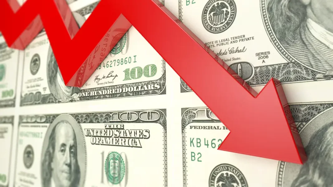 Dólar a la baja: mercados aguardan con cautela el reporte de inventarios de crudo en EE. UU.