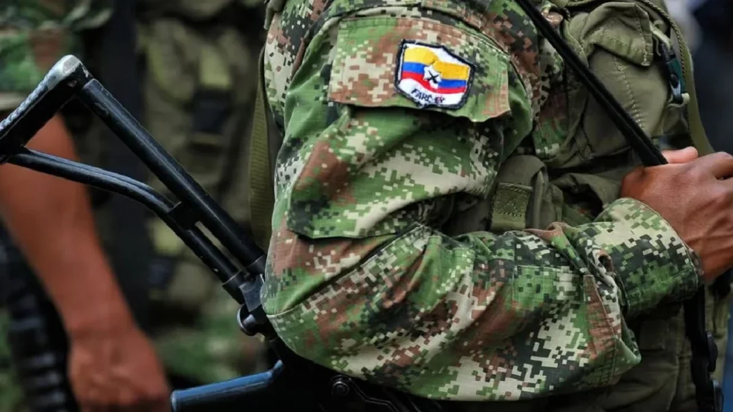 Disidencias de las FARC atribuyen al Gobierno Petro la responsabilidad por recientes ataques