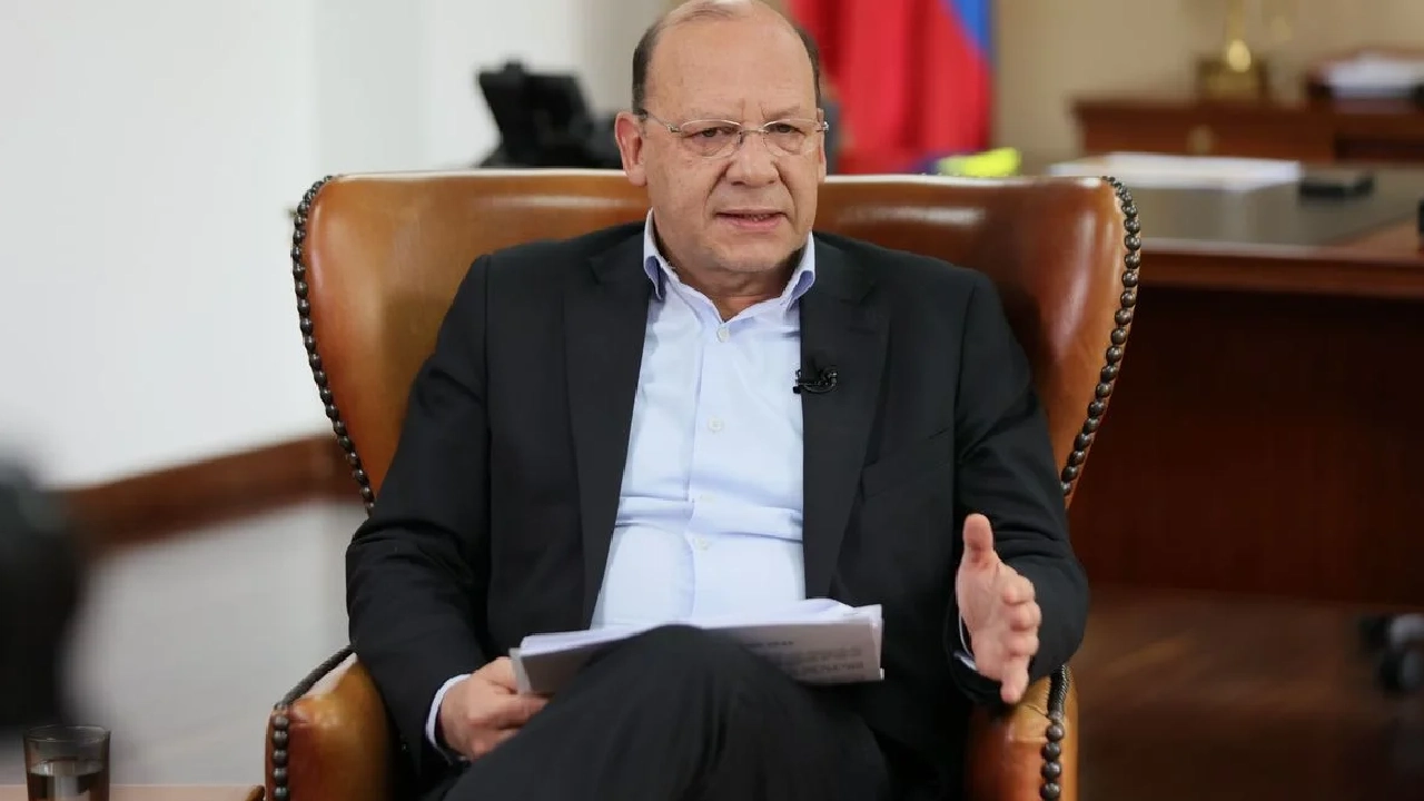 Tras fallo de la Corte, Gobierno radicará nueva reforma tributaria por $16 billones 1 Tras fallo de la Corte, Gobierno radicará nueva reforma tributaria por $16 billones