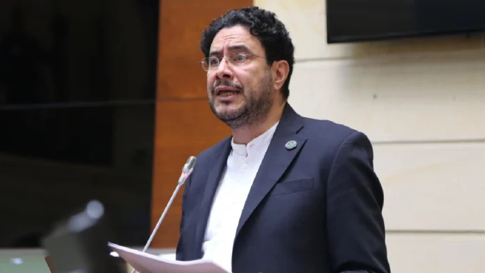 Iván Cepeda: 