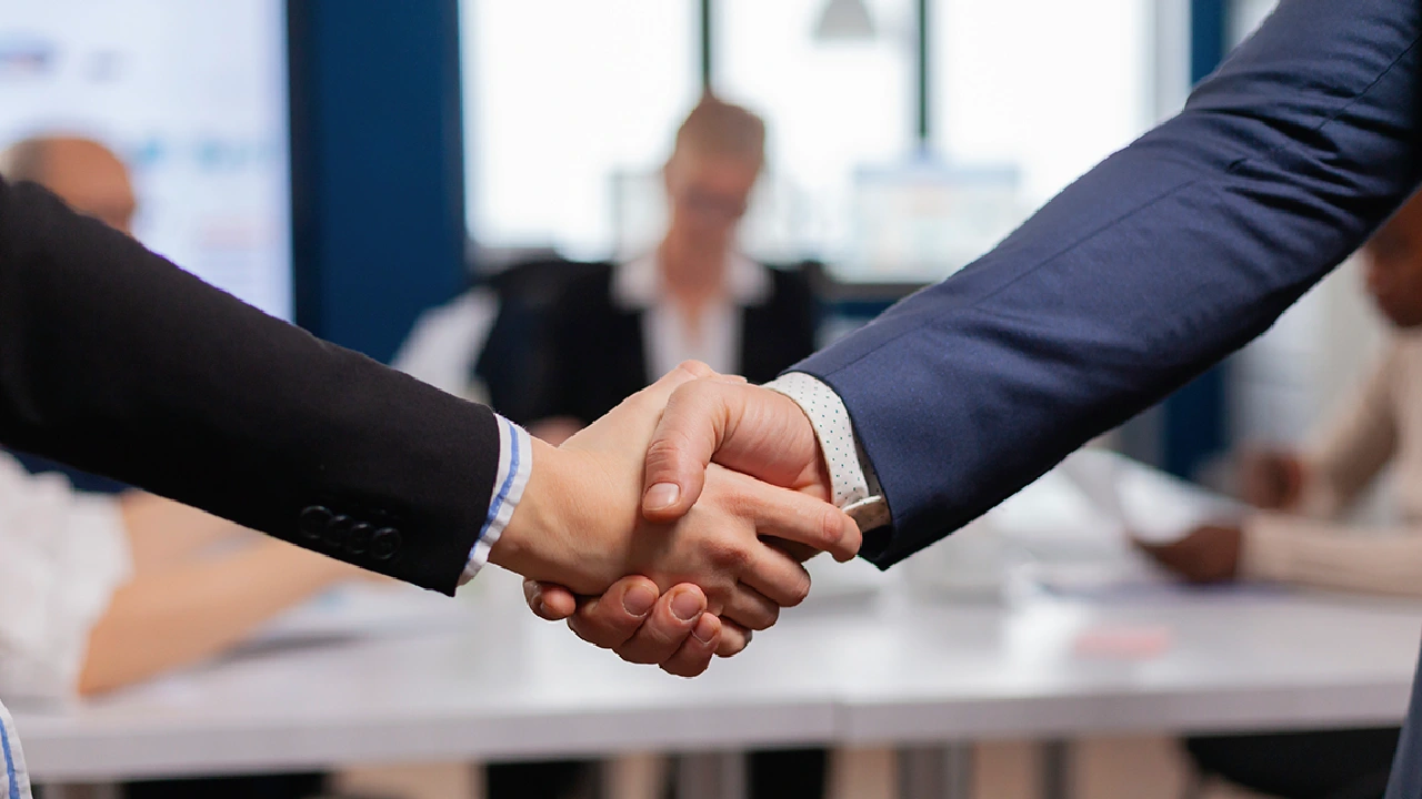 Colombia cae a BB-: S&P Global Ratings advierte sobre el déficit fiscal