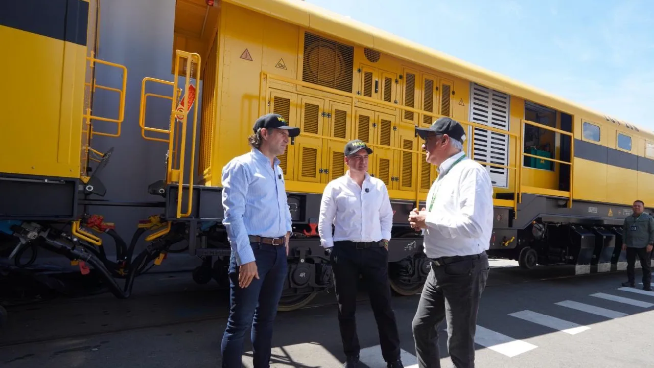 ¿Cómo funciona la nueva reperfiladora de rieles del Metro de Medellín?