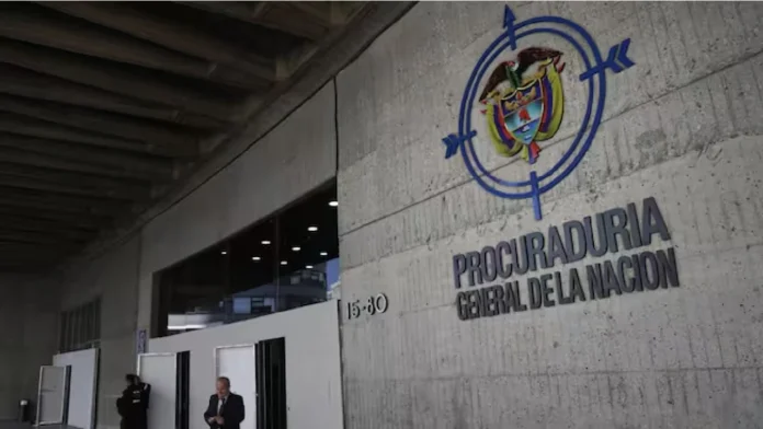 Procuraduría requiere a la Comisión de Acusaciones información sobre procesos contra Petro por participación en política