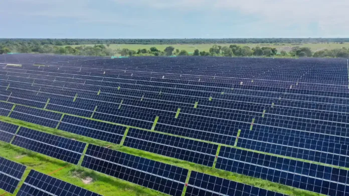 Parques solares ya aportan el 11,7% de la matriz energética en Colombia