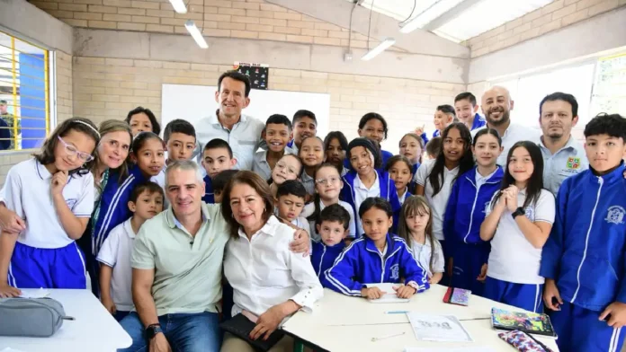 MinEducación halla 1.200 irregularidades en contratación de docentes en Antioquia y Medellín